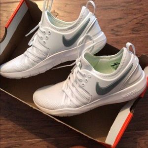Nike Free TR 7
